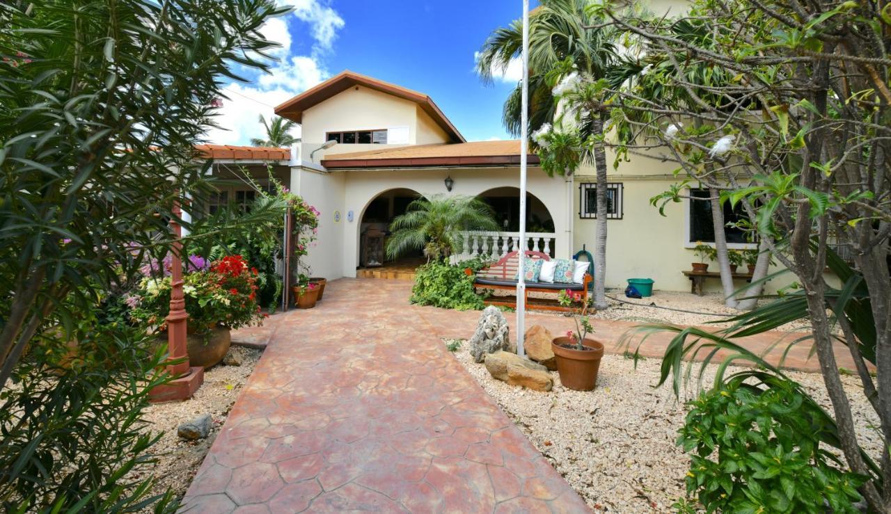 Wonders Boutique Hotel Oranjestad Kültér fotó