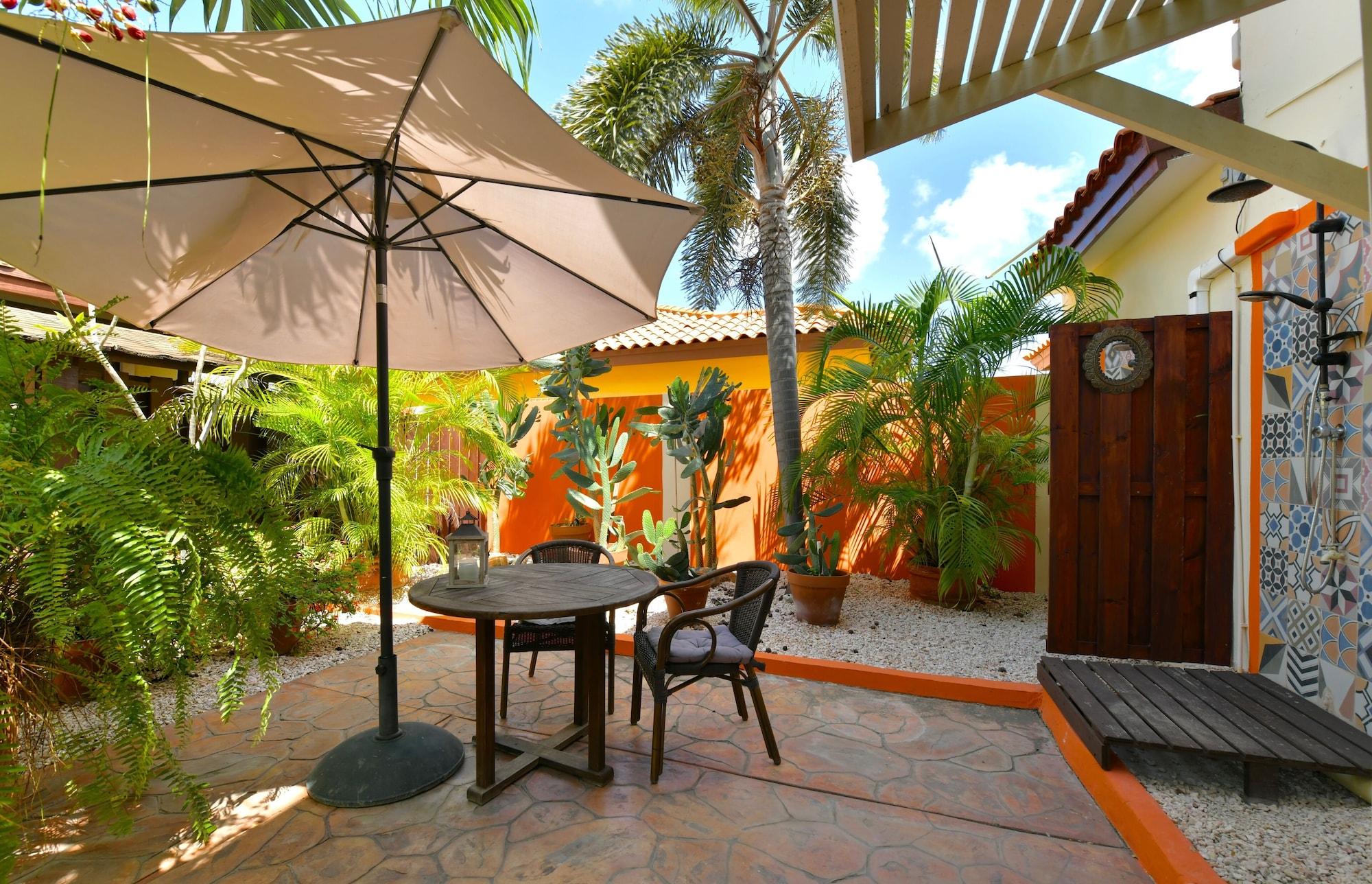 Wonders Boutique Hotel Oranjestad Kültér fotó